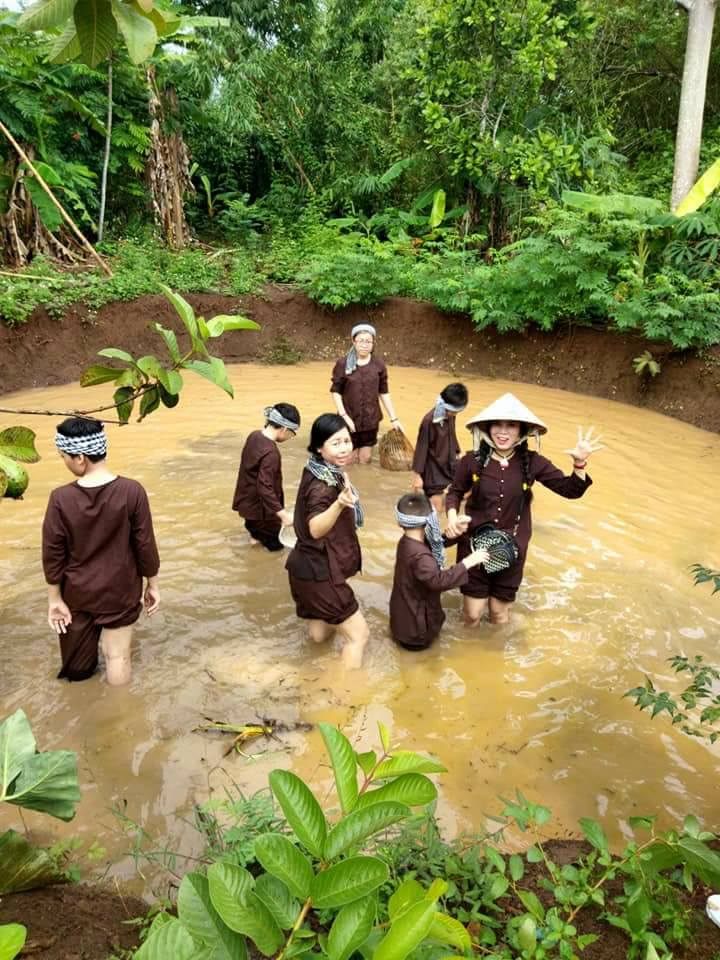 Vui chơi thả ga tại các miệt vườn trái cây kế bên Sài Gòn hot nhất hè này - Ảnh 7.
