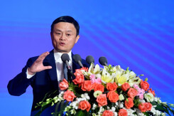 Jack Ma tái xuất sau hai tháng 'ở ẩn'