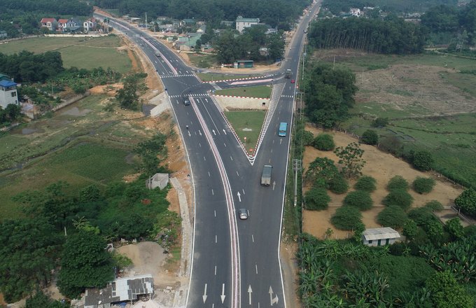 Hà Nội dự chi hơn 13.600 tỷ mở rộng quốc lộ 6 và đường nối Đại lộ Thăng Long với cao tốc đi Hòa Bình  - Ảnh 1.