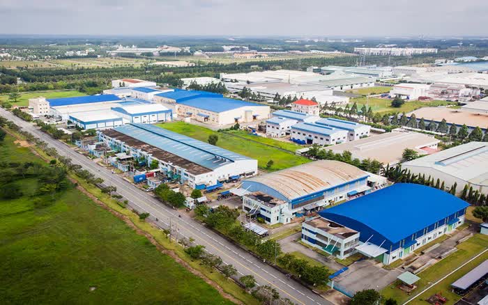 Đã xuất hiện những "cú hích" để BĐS công nghiệp tỏa sáng - Ảnh 2.