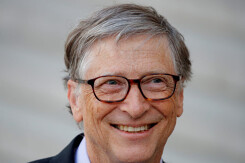 Vì sao Bill Gates, Jeff Bezos thích rửa chén đĩa?