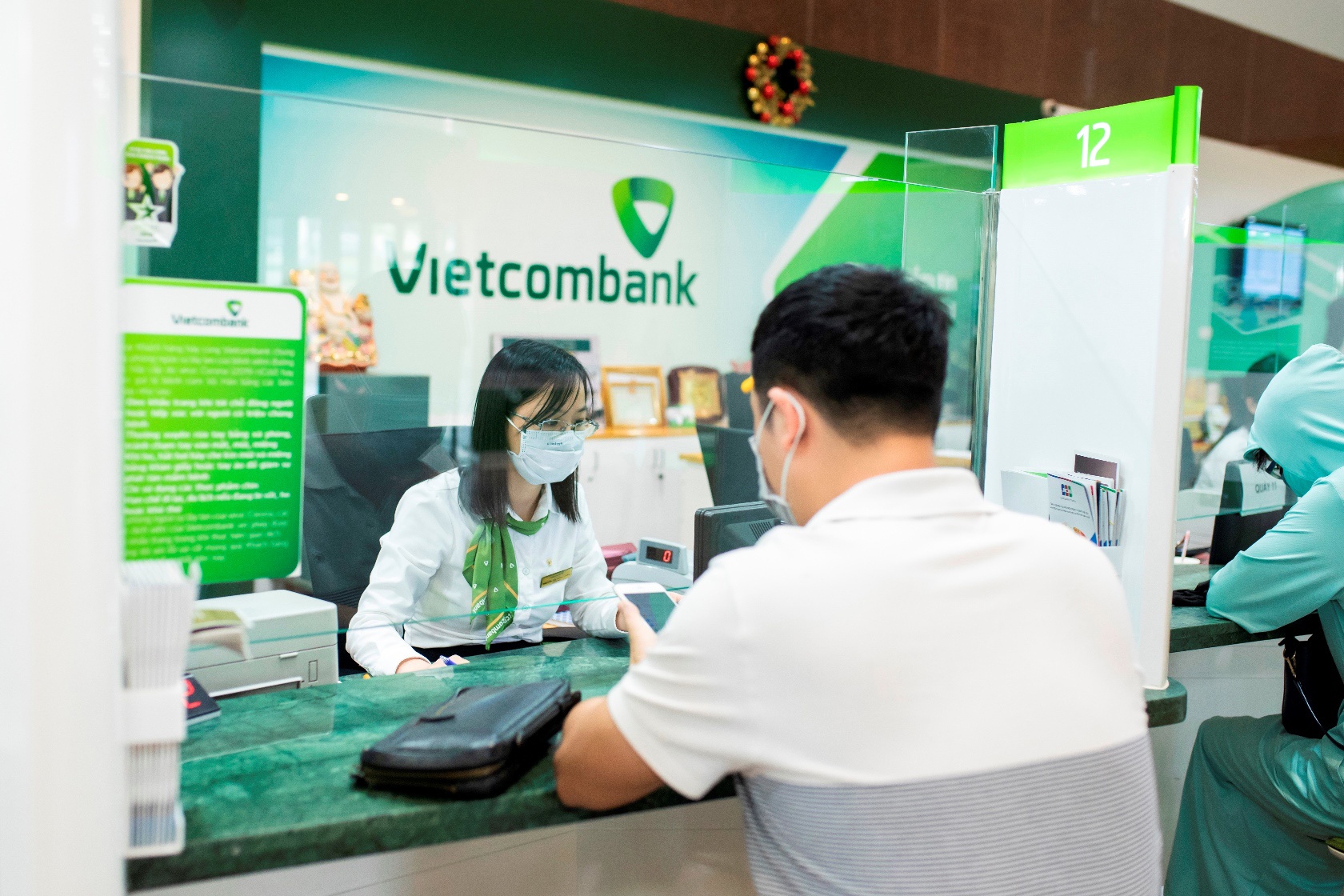 Cập nhật lãi suất tiền gửi ngân hàng Vietcombank tháng 6/2021 - Ảnh 1.
