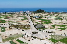 Cận cảnh khu đất gần UBND huyện Lý Sơn sẽ xây khu đô thị - thương mại dịch vụ