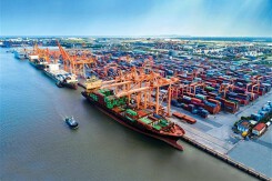 Xếp dỡ Hải An (HAH) dự kiến lãi ròng giảm 41% trong năm 2023, muốn phát hành 500 tỷ đồng trái phiếu đầu tư đội tàu