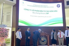 Cổ phiếu SIP của Sài Gòn VRG chính thức chào sàn HOSE, tăng 12% trong ngày đầu niêm yết