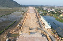Thiếu mặt bằng, 7 dự án thành phần cao tốc Bắc - Nam đang chậm tiến độ