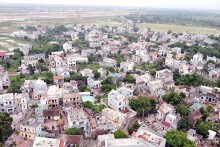Nhiều ngôi làng đang di dời nhường đất cho sân bay Gia Bình