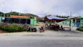 Chính quyền thất hứa, người dân Hà Tĩnh lại chặn cổng nhà máy xử lí rác