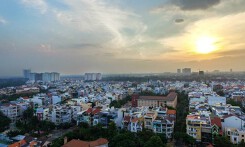 Buôn nhà phố Sài Gòn 'một vốn bốn lời' thời sốt đất
