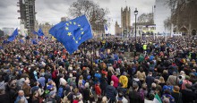 Anh: Biểu tình quy mô lớn đòi trưng cầu dân ý lần 2 về Brexit