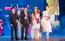 Đỗ Mỹ Linh làm giám khảo cuộc thi sắc đẹp dành cho người khuyết tật