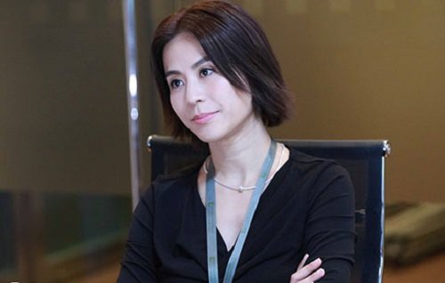Đại Hoa đán TVB Tuyên Huyên: Xinh đẹp, thành công và nỗi cô đơn ở tuổi 48 - Ảnh 1.