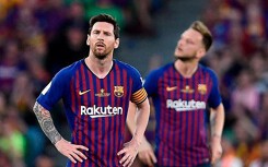 Barca thua Valencia - mặt trái của thiên tài Messi