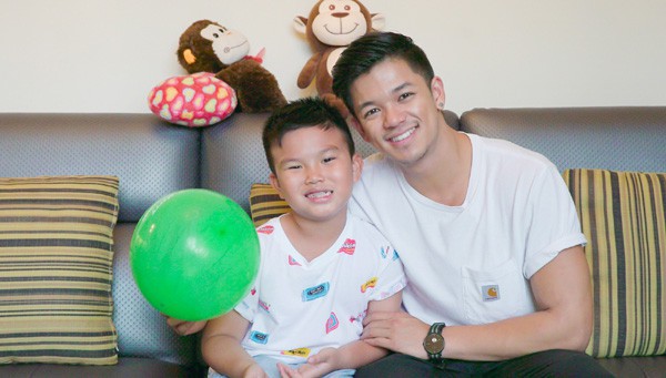 Giáo sư biết tuốt Minh Khang khiến MC Lại Văn Sâm ngả mũ thán phục ở Mặt trời bé con giờ ra sao? - Ảnh 3.