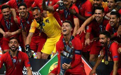 Lập kỷ lục chưa từng có trong lịch sử, Ronaldo vẫn 