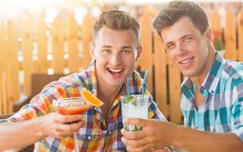 10 dấu hiệu để có thể nhận biết người bạn quan tâm trên mạng là người đồng tính