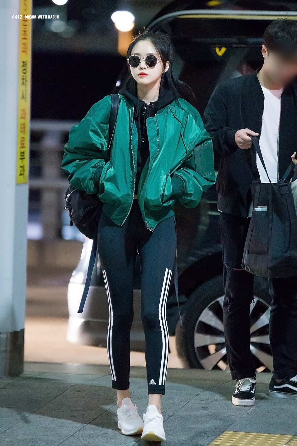 Ghen tị với những mĩ nhân Kpop sở hữu 'hông quả táo' vạn người mê - Ảnh 11.