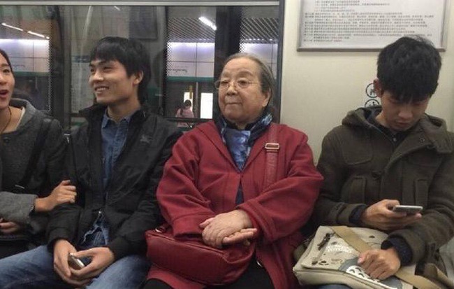 Dung Ma Ma Lý Minh Khải: Nhân vật bị ghét nhất Hoàn Châu cách cách và những điều ít biết về người phụ nữ hiền lương ngoài đời thực - Ảnh 6.