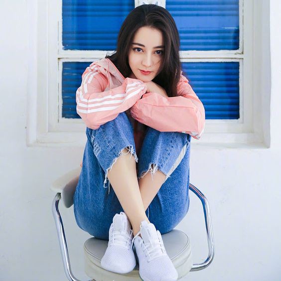 Phong thủy hàng ngày (6/6/2019) của 12 con giáp: Tuổi Thìn suôn sẻ đủ đường - Ảnh 1.