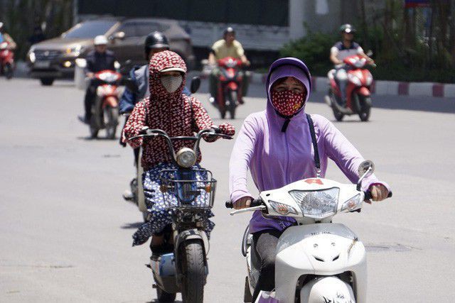 Hà Nội có nơi nắng nóng trên 38 độ - Ảnh 1.