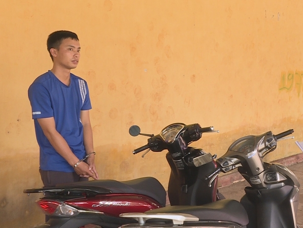 thua ca do world cup thanh nien trom xe may de tra no