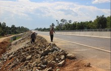 Dự án đường cao tốc Đà Nẵng - Quảng Ngãi: Không thể có chuyện 'dây thun' được