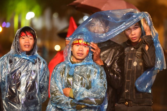 nguoi ham mo doi mua co vu doi tuyen viet nam