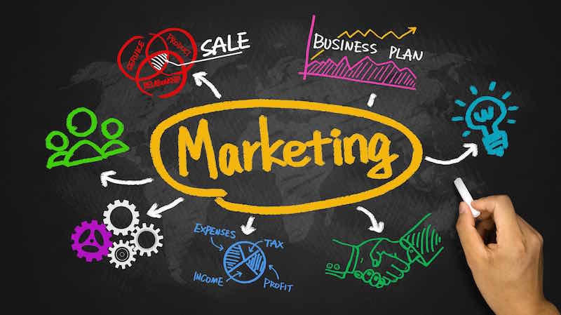 muc diem 18 22 muon hoc marketing nen chon truong nao
