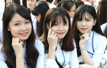 Đề thi thử THPT Quốc gia 2018 lần 1 môn Tiếng Anh THPT chuyên Quốc học Huế
