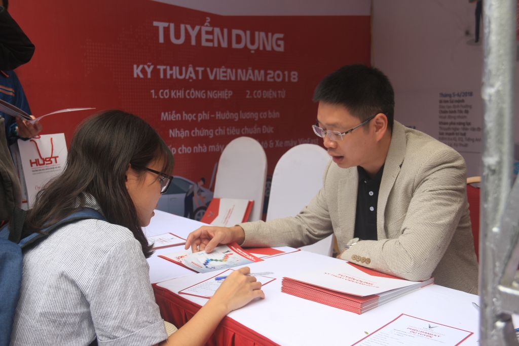 bai van diem 10 thi dai hoc ve tac pham vo nhat