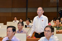 Muốn chọn được người tài thì phải thi tuyển công khai, minh bạch