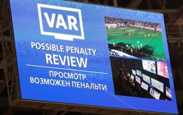 khong phai messi trong tai cakir la nguoi hung dua argentina vao vong 18