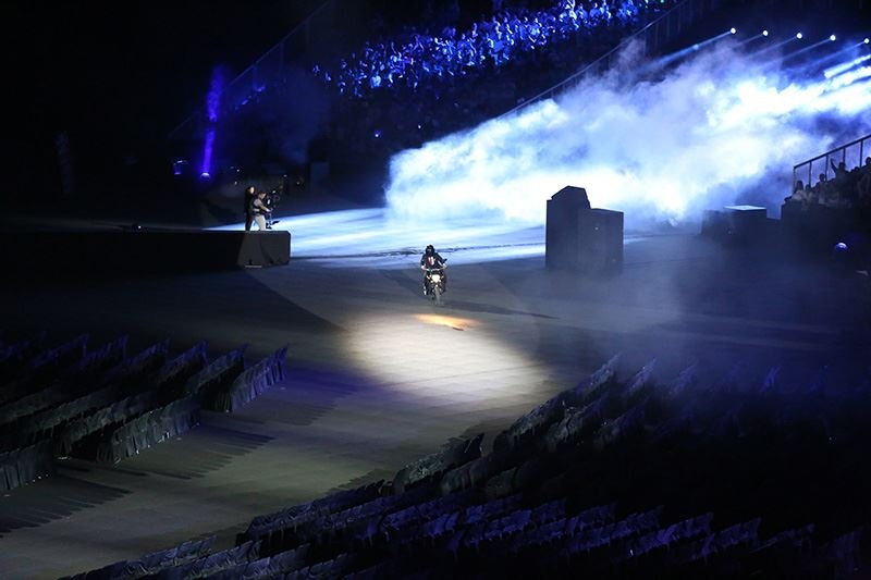 khai mac asiad 2018 co viet nam tung bay tai bung karno hoanh trang va ruc ro