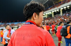 Xuân Trường mặc áo có tên Tuấn Anh, Văn Thanh khi vô địch AFF Cup