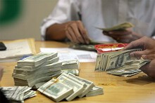 Trả lương bằng ngoại tệ được hay không?