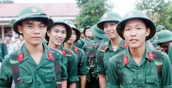 Thế nào là lao động chính trong gia đình để tạm hoãn nghĩa vụ quân sự?