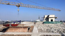 Đơn vị phá dỡ xin dừng thi công tại toà nhà sai phép 8B Lê Trực