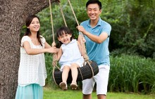 Bố mẹ Việt lười chơi với con nhất!