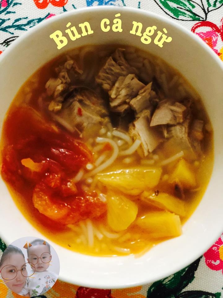 thuc don com du mon ngon cua em be 16 thang tuoi