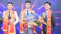 ngay chung doi ngot ngao qua bo anh lang man cua cap doi dong tinh nam 9x