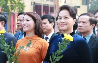tam su cua tac gia buc tranh tuong khung o truong thpt phan dinh phung