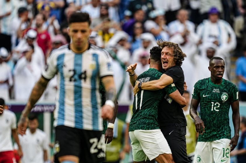 Argentina tưởng chừng sẽ có mùa World Cup 2022 thảm họa khi thua Ả Rập Xê Út ngay trận ra quân