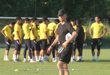 Sắp có HLV đầu tiên mất việc sau U23 châu Á, là bại tướng của U23 Việt Nam