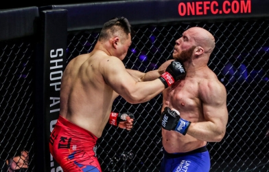 ONE X: Võ sĩ Hàn Quốc được thưởng 50 nghìn USD sau 'cú đấm ăn liền'