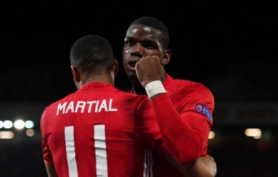 Video bàn thắng: Man Utd 4-1 Fenerbahce (Bảng A Europa League)