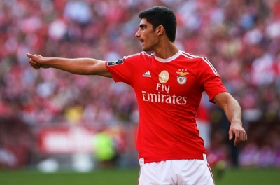 Chuyển nhượng 25/1: MU chính thức để tuột mất 'Ronaldo mới'