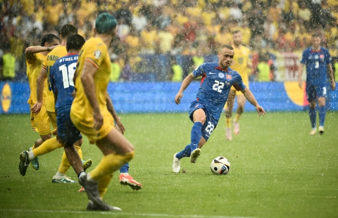 Slovakia và Romania dắt tay nhau vào vòng 1/8 Euro 2024