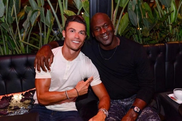 Cristiano Ronaldo - Michael Jordan: Những lão tướng không chịu cúi đầu