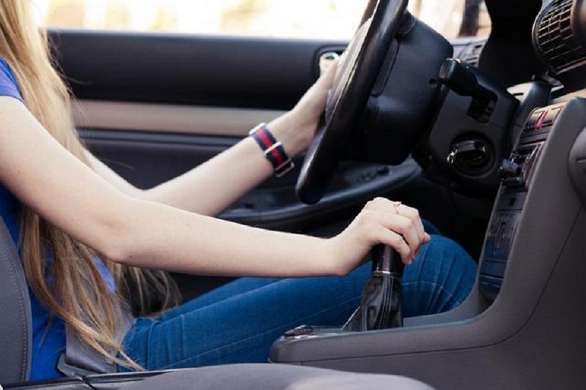 Nhược điểm của xe số sàn